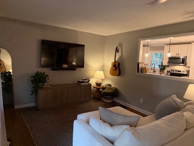 Building Photo - 401 Vinecrest Dr