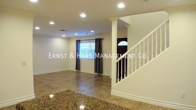 Building Photo - 1148 Termino Ave