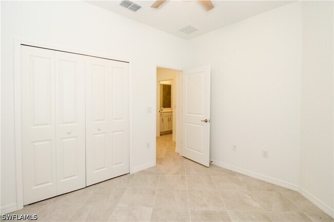 Building Photo - 2156 Dragonfruit Wy