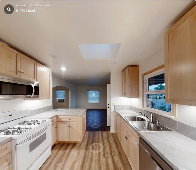 Primary Photo - 4794 63rd St