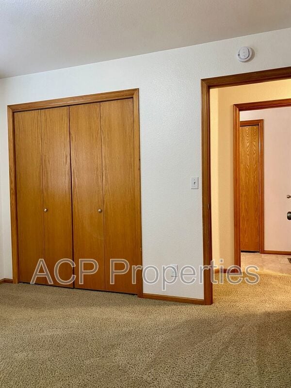 Building Photo - 710 Drayton St