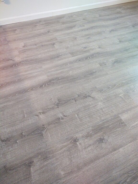 Building Photo - 3 Leonard Rd