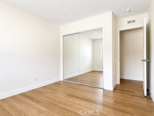 Building Photo - 27943 Ridgebrook Ct