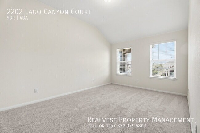 Building Photo - 2202 Lago Canyon Ct