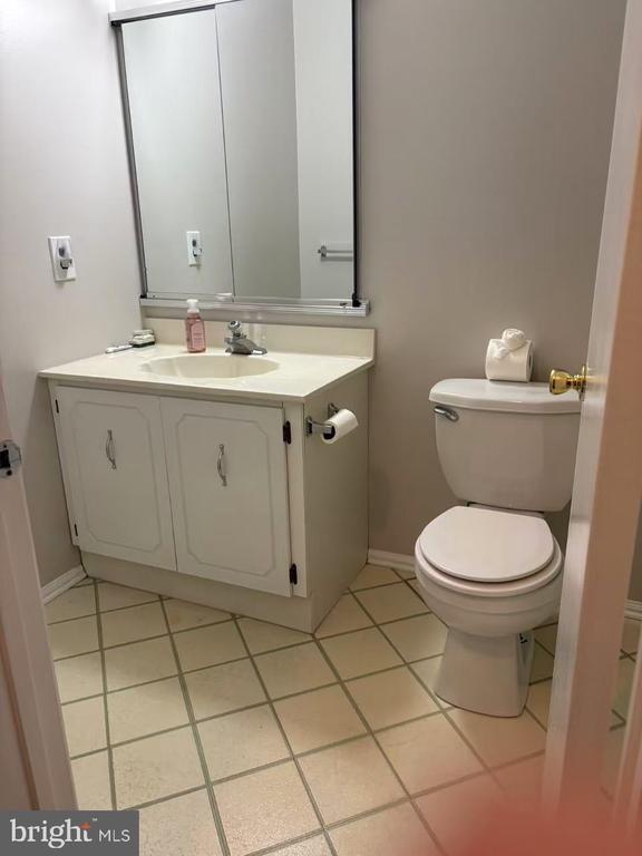 Building Photo - 57 E Oleander Dr