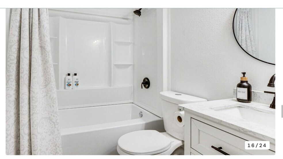 Building Photo - 115 Mist Flower Dr