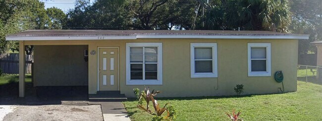 Building Photo - 3-2 House