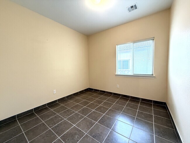 Building Photo - 13136 Freshford