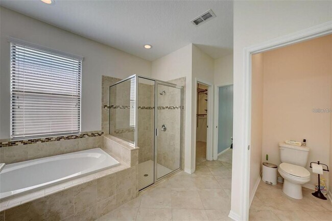 Building Photo - 11710 Albatross Ln
