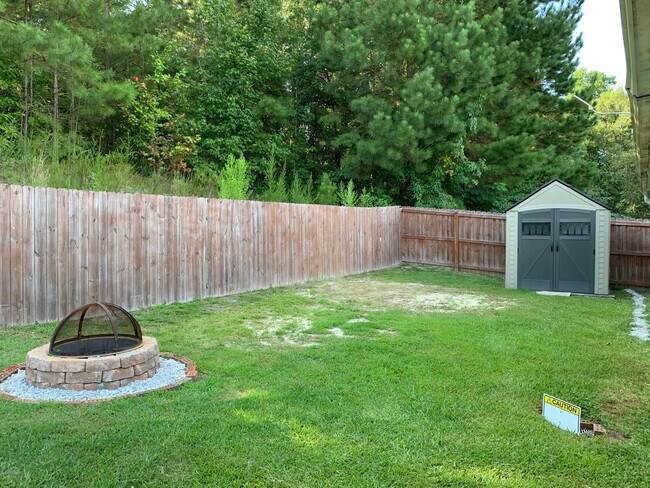 Building Photo - 207 Beaumont Heights