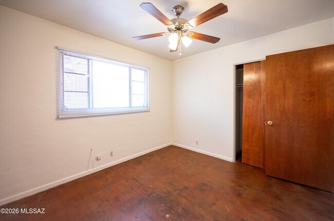 Building Photo - 1732 N Campbell Ave