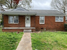 Building Photo - 34 Locust Ln