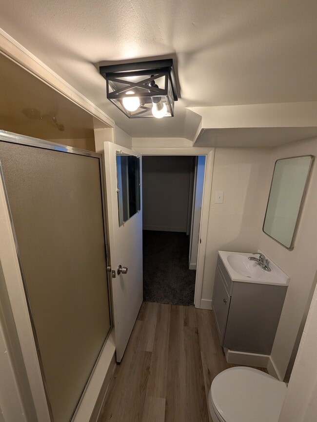 Building Photo - 225 N Main St