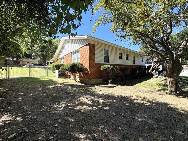 Building Photo - 6416 Ridgecrest Cir