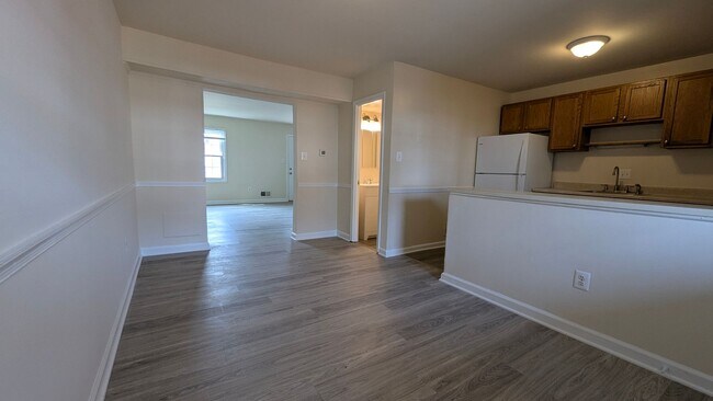 Building Photo - Charming 3 Bed And 1.5 Bath Townhome In Georgetown South