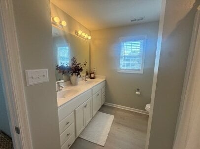 Building Photo - Coming Soon 9/15 – Beautiful 3 Bed, 3 Bath End-Unit Townhome!