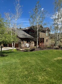 Building Photo - 3356 Cedar Dr
