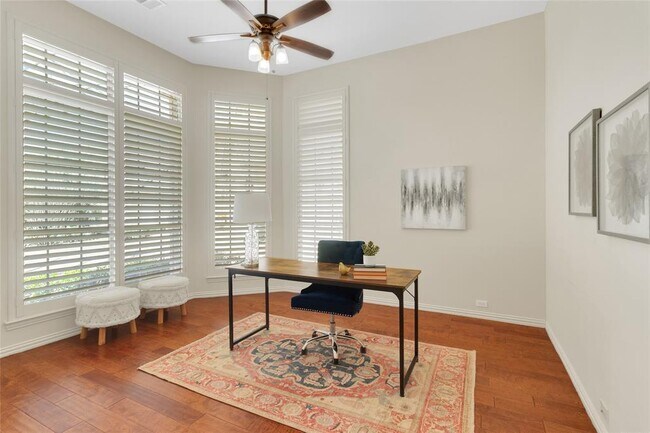 Building Photo - 4004 Buckhaven Cove
