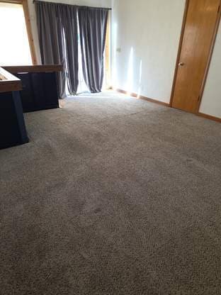 Building Photo - "Spacious 3-Bedroom Gem with 2300 Sq Ft in...