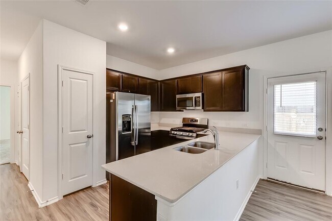 Building Photo - 362 Geode Glen