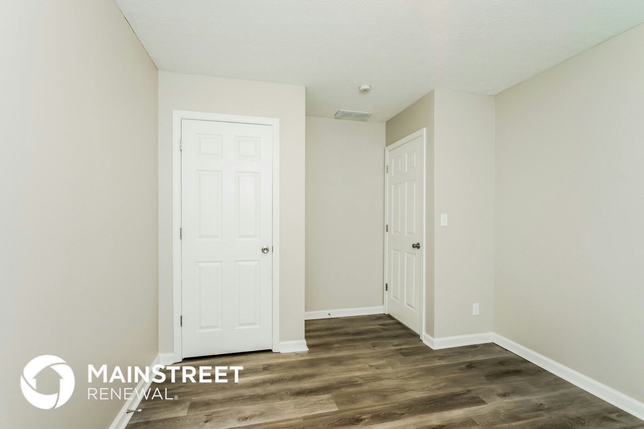 Building Photo - 8906 Greenmoore Dr