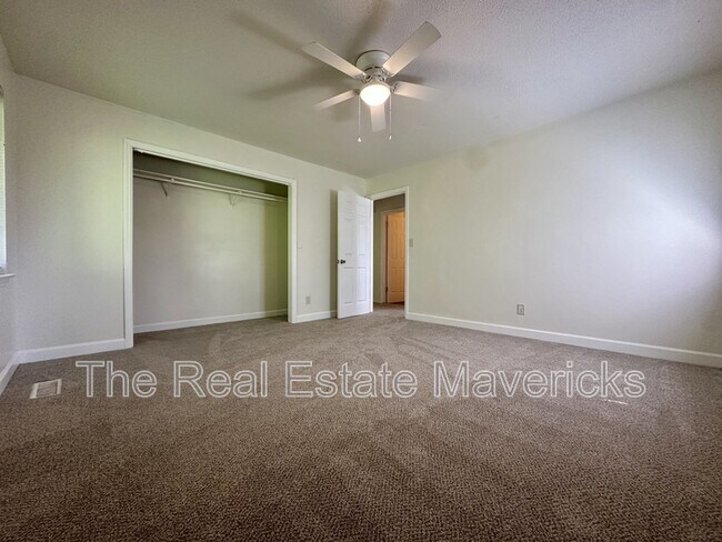 Building Photo - 3950 Arbor Pl Ln