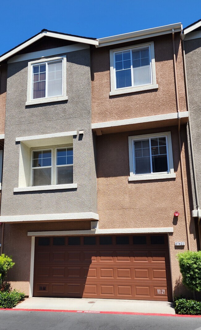 Building Photo - 37422 Monteverde Ter