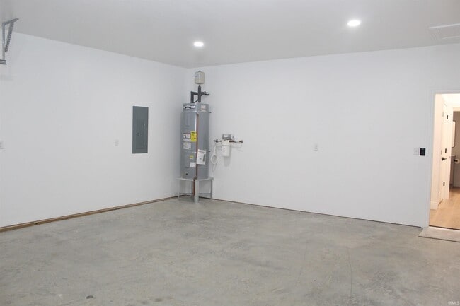 Building Photo - 1222 Esther Hills Lane
