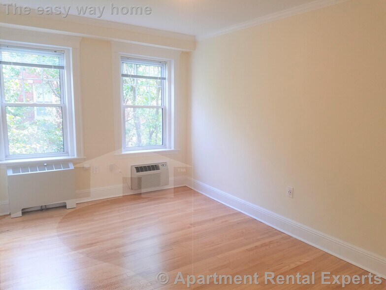 Building Photo - 26 Chauncy St