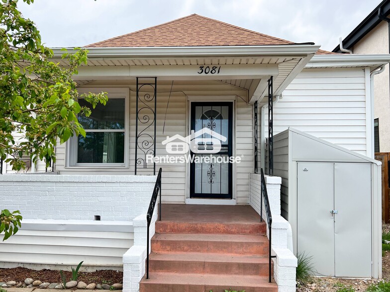 Building Photo - 3081 S Acoma St