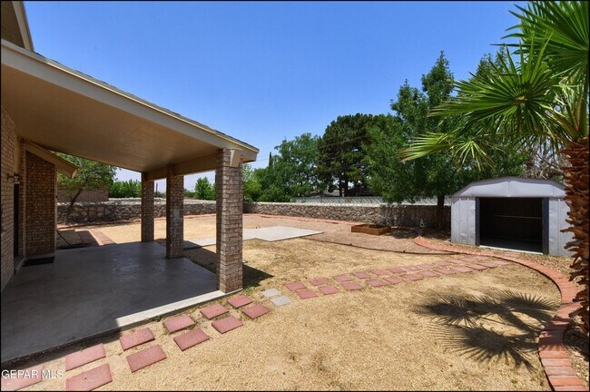 Building Photo - 695 Bluff Canyon Cir