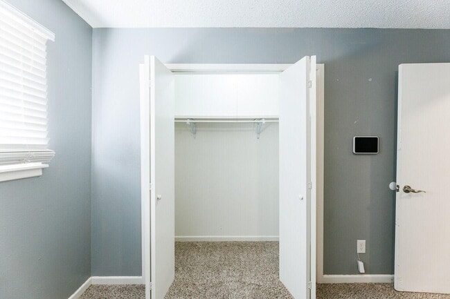 Building Photo - 5426 25th St