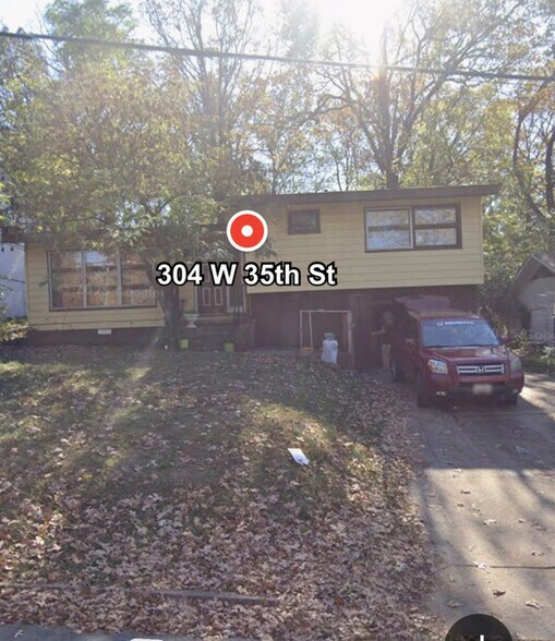 Building Photo - 304 W 35th St