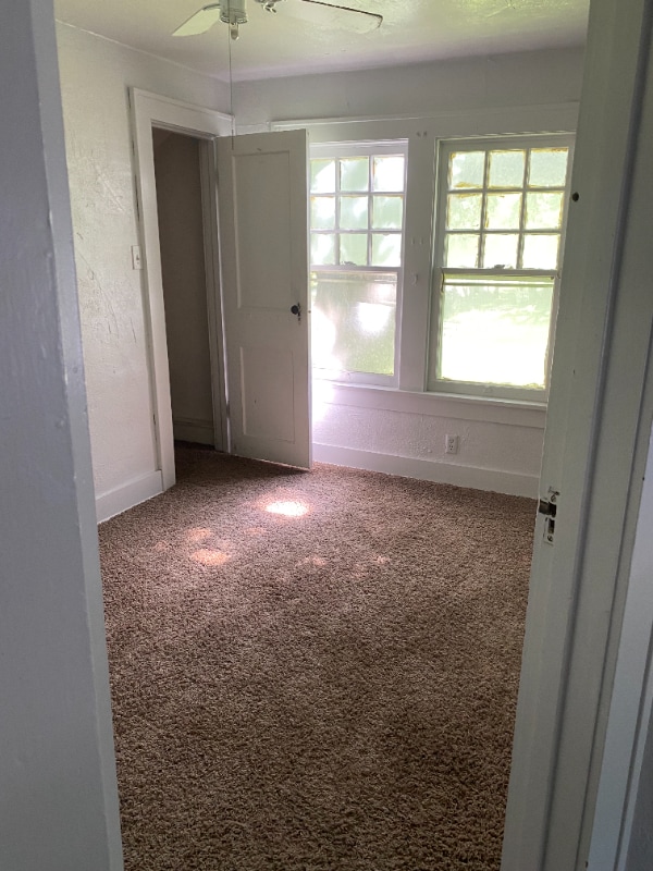 Building Photo - 215 E 8th Ave