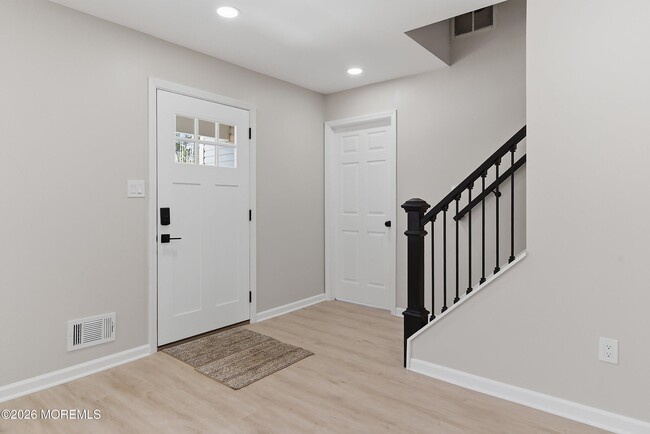 Building Photo - 821 Bunnell St