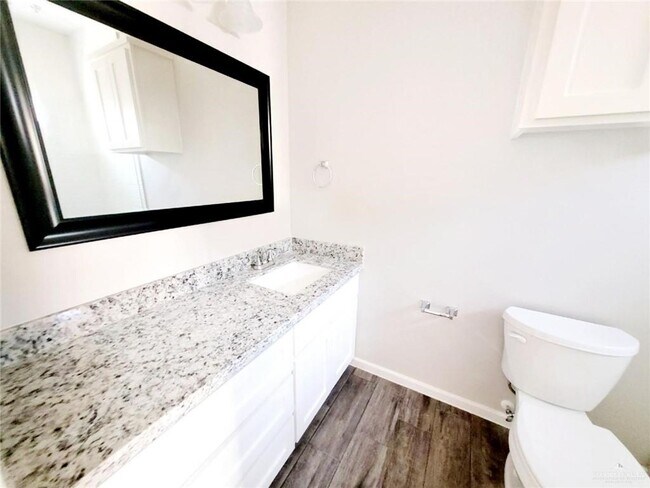 Building Photo - 18 Sandpiper Ave