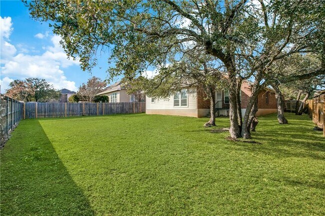 Building Photo - 1402 Shamitas Ct
