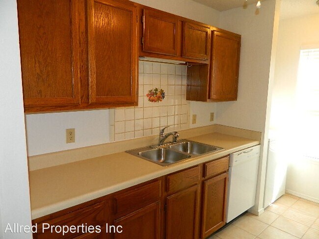 Building Photo - 2 br, 2 bath House - 420 E. Mimosa Ln