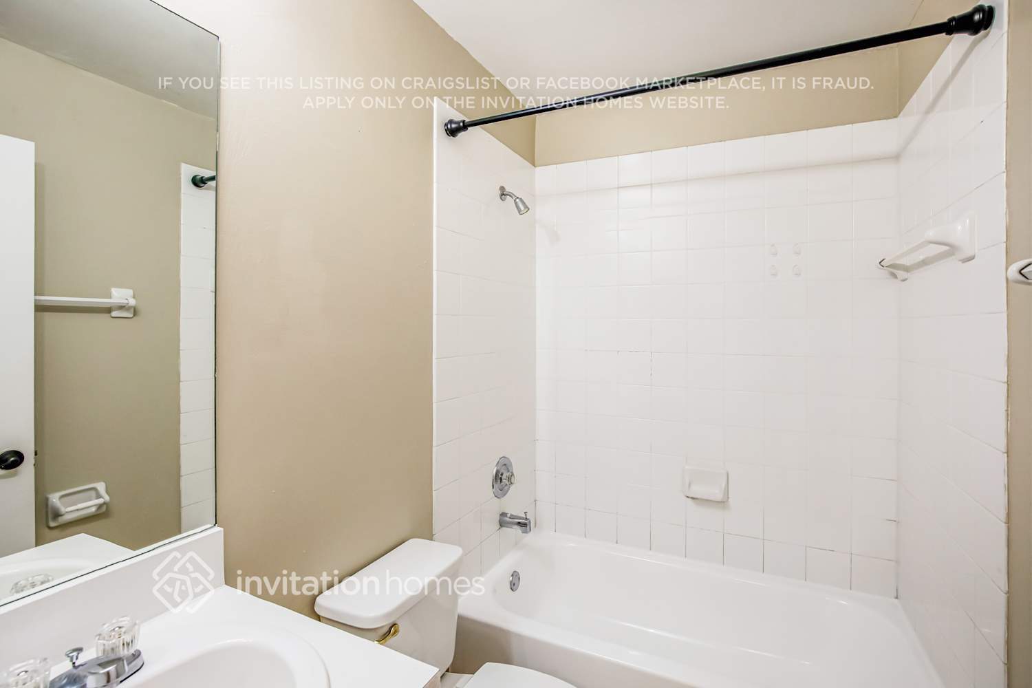 Building Photo - 21529 SW 88th Ave