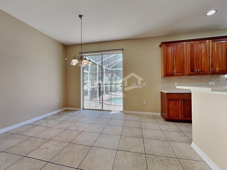 Building Photo - 9124 Gablewood Pl