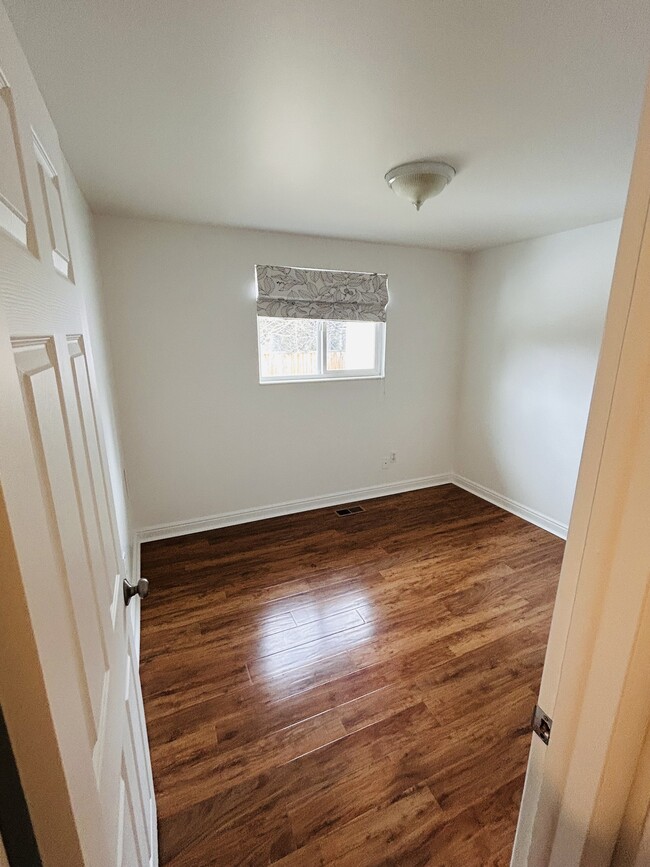 Upstairs bedroom #1 - 3676 S Hillside Ln