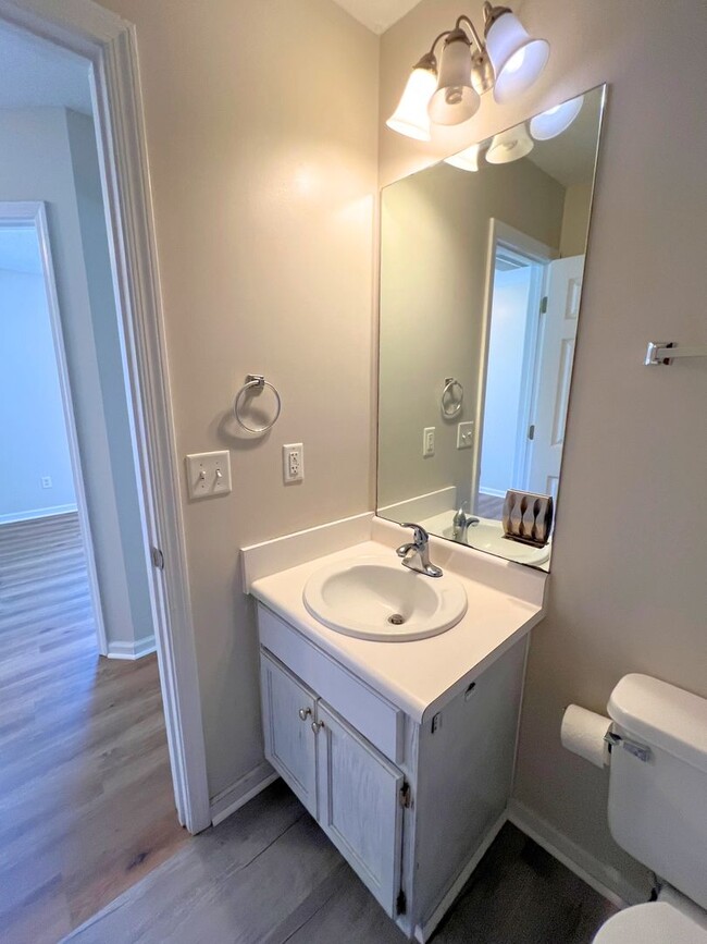 Building Photo - Spacious 4-Bedroom Home with Loft & Flex r...