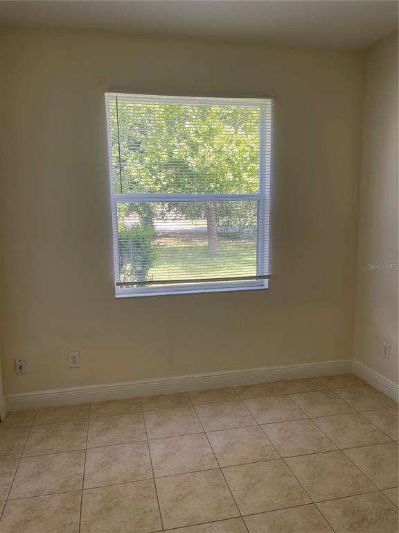 Building Photo - 1046 La Mirada Ct