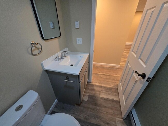 Building Photo - 123 2nd St