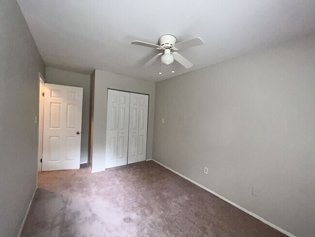 Primary Photo - 3 bedroom Townhome in Portsmouth