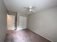Building Photo - 3 bedroom Townhome in Portsmouth