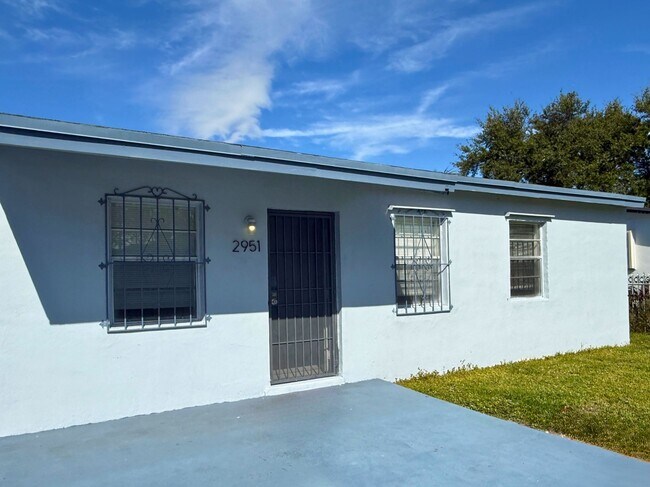 Building Photo - 2951 NW 164th St