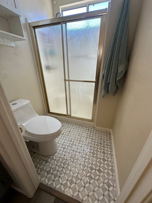 Building Photo - Jeffries Ranch Oceanside Home