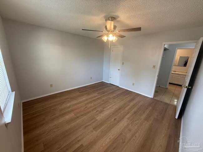 Building Photo - 3410 Green Briar Ct