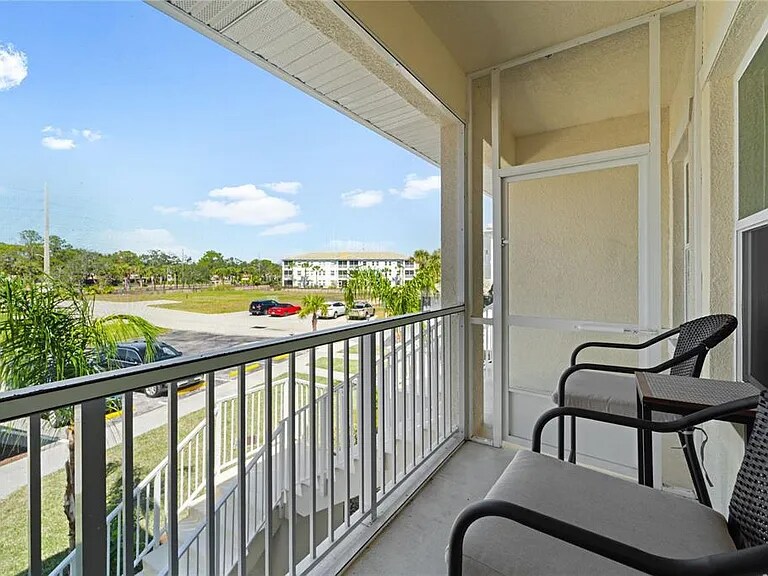 Building Photo - 200 Gardens Edge Dr